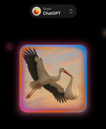 Un écran d’Image Playground affiche une image photoréaliste d’une cigogne tenant un baluchon dans son bec, et des options de styles d’image personnalisés de ChatGPT