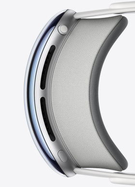 遮光罩以磁力吸附在 Apple Vision Pro 的鋁金屬機身