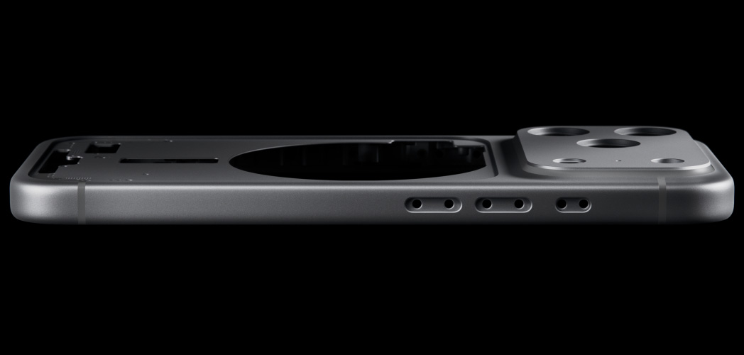 iPhone 17 Pro, fra baksiden, støpt unibody-kabinett av aluminium